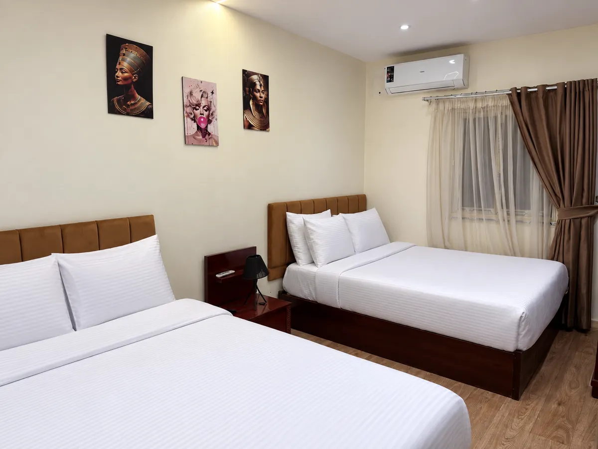 Family room with two double beds